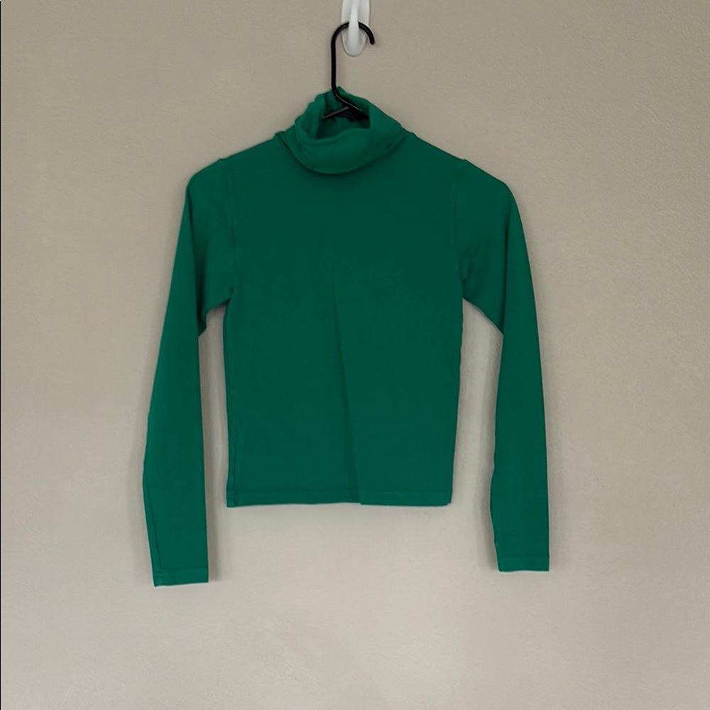 Green Turtleneck Long Sleeve Top